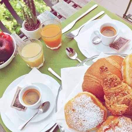 Hotel Aria Di Mare - Bed & Brunch In Centro A 3*