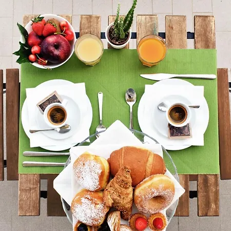 Aria Di Mare - Bed & Brunch In Centro A Hotel Riccione