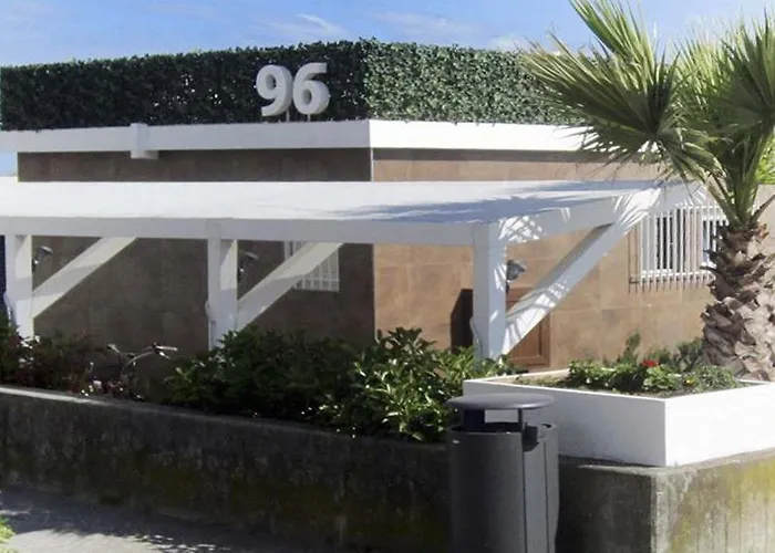 Aria Di Mare - Bed & Brunch In Centro A Hotel 3*