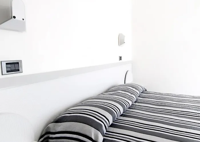 Hotel Aria Di Mare - Bed & Brunch In Centro A 3*