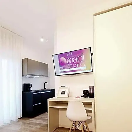 Hotel Aria Di Mare & In Centro A 3*