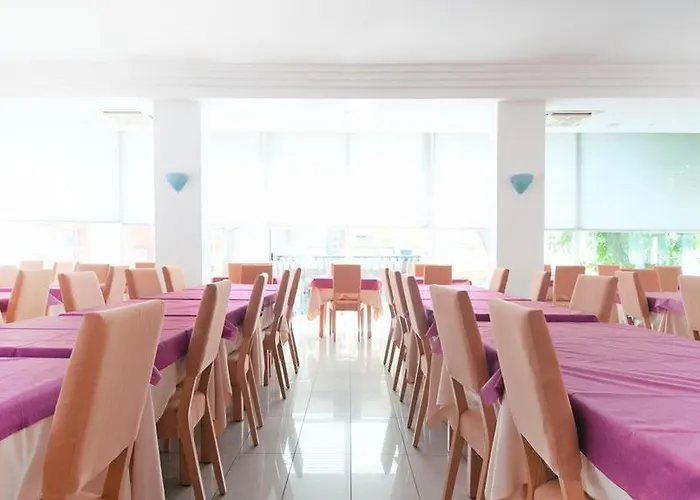 מלון Aria Di Mare & In Centro A 3*