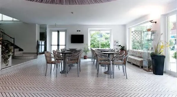 Aria Di Mare - Bed&brunch In Centro A Hotel