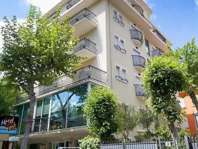 Aria Di Mare & In Centro A 里乔内